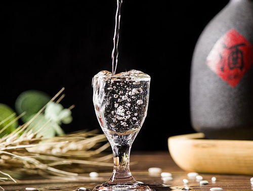 湖南23岁女孩喝酒如喝水, 千杯不醉 的背后隐藏着什么秘密