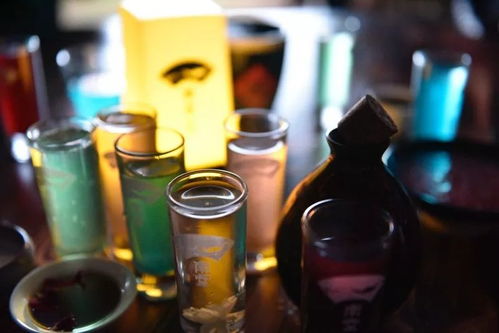 藏匿在城壕湾的小酒馆,存着我的酒和故事