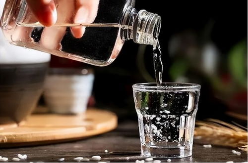 行家都在喝啥酒？茅台并非首选，地方口粮酒正当下怀